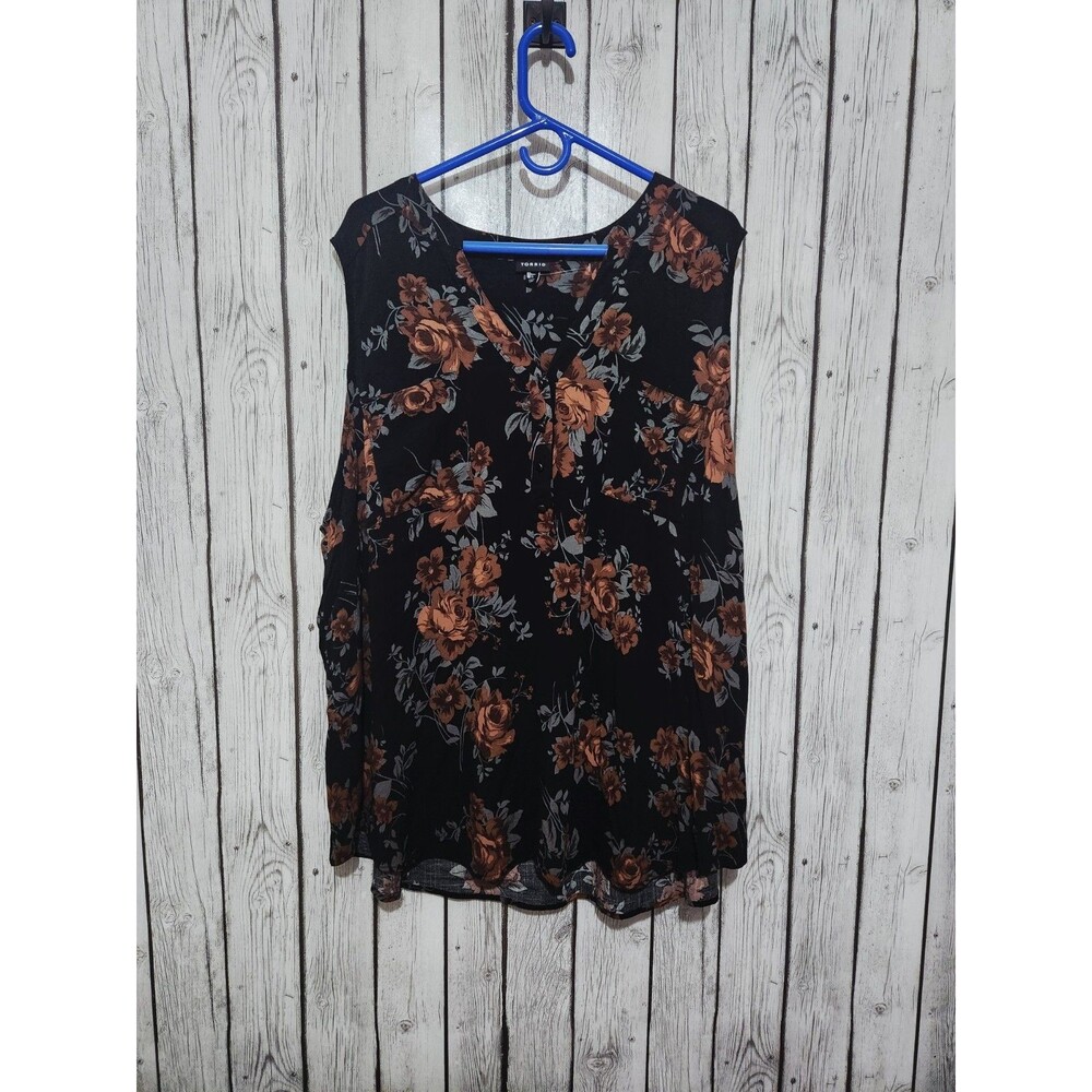 Torrid Sleeveless Blouse Plus 5 Tank Top Black Floral Business Witchy Whimsygoth